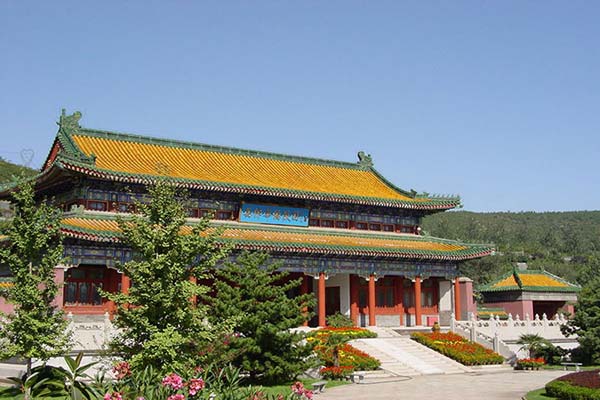 萬(wàn)佛園公墓自然之美與人文情懷的和諧交響曲
